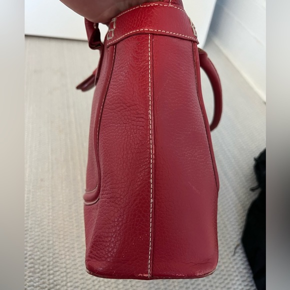 Tod’s Red Leather Handbag - tote style - great condition - Picture 6 of 8